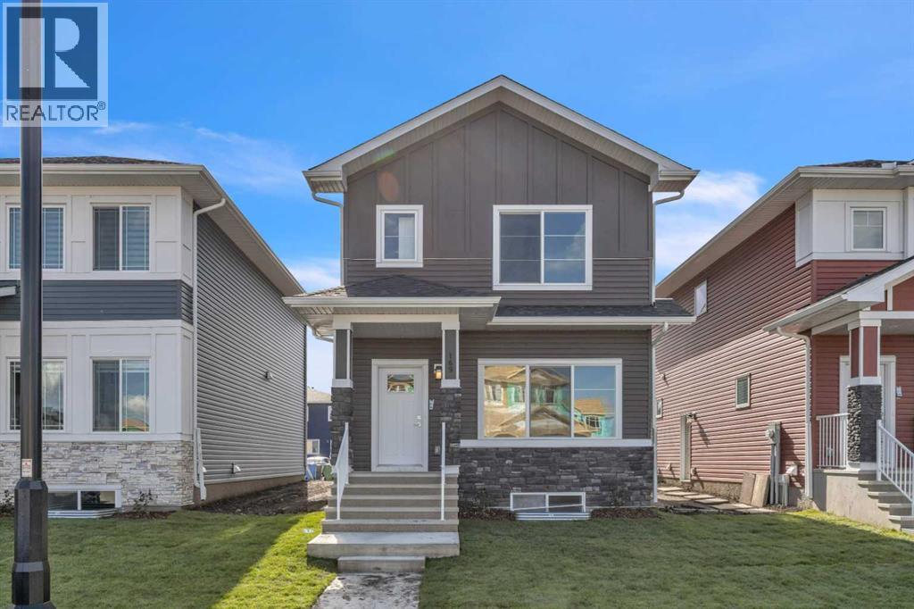 169 Dawson Wharf Vw, Chestermere, AB T1X 2W1