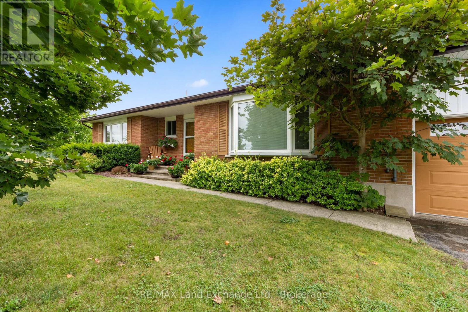 774 Bruce 23 Rd, Kincardine, ON N0G 2T0