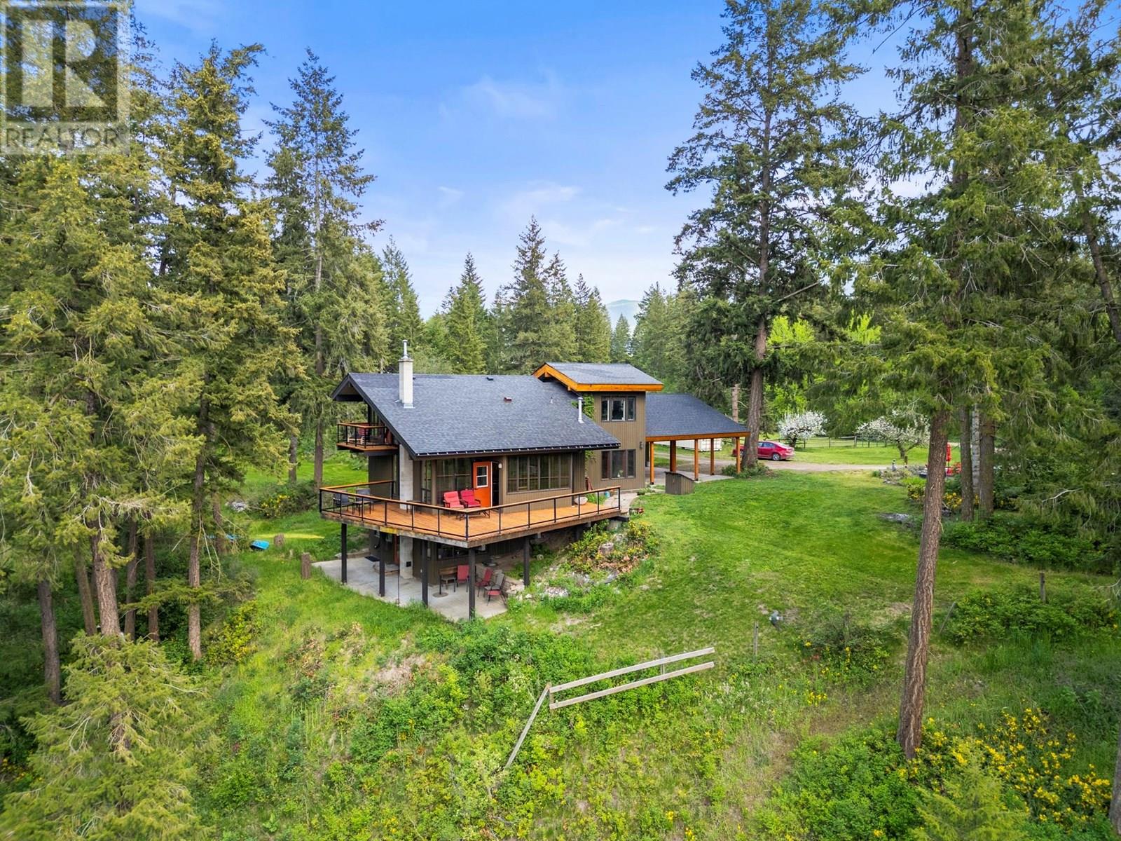 4444 Hales Rd, Spallumcheen, BC V4Y 0N6