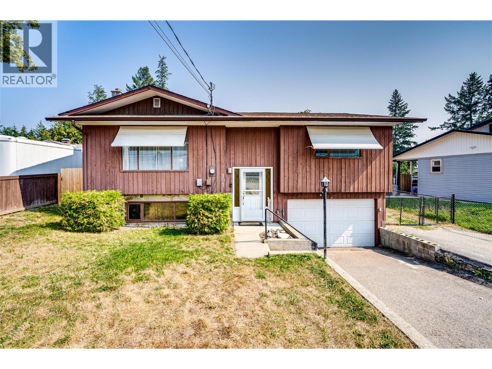 101 Crescent Dr, Enderby, BC V0E 1V2