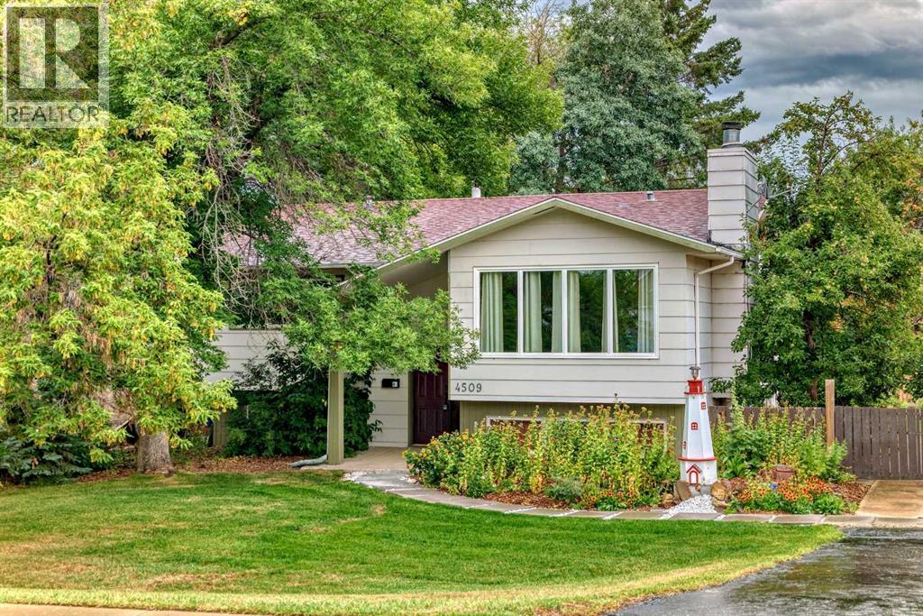 49 Street Unit 4509, Sylvan Lake, AB T4s 1K5
