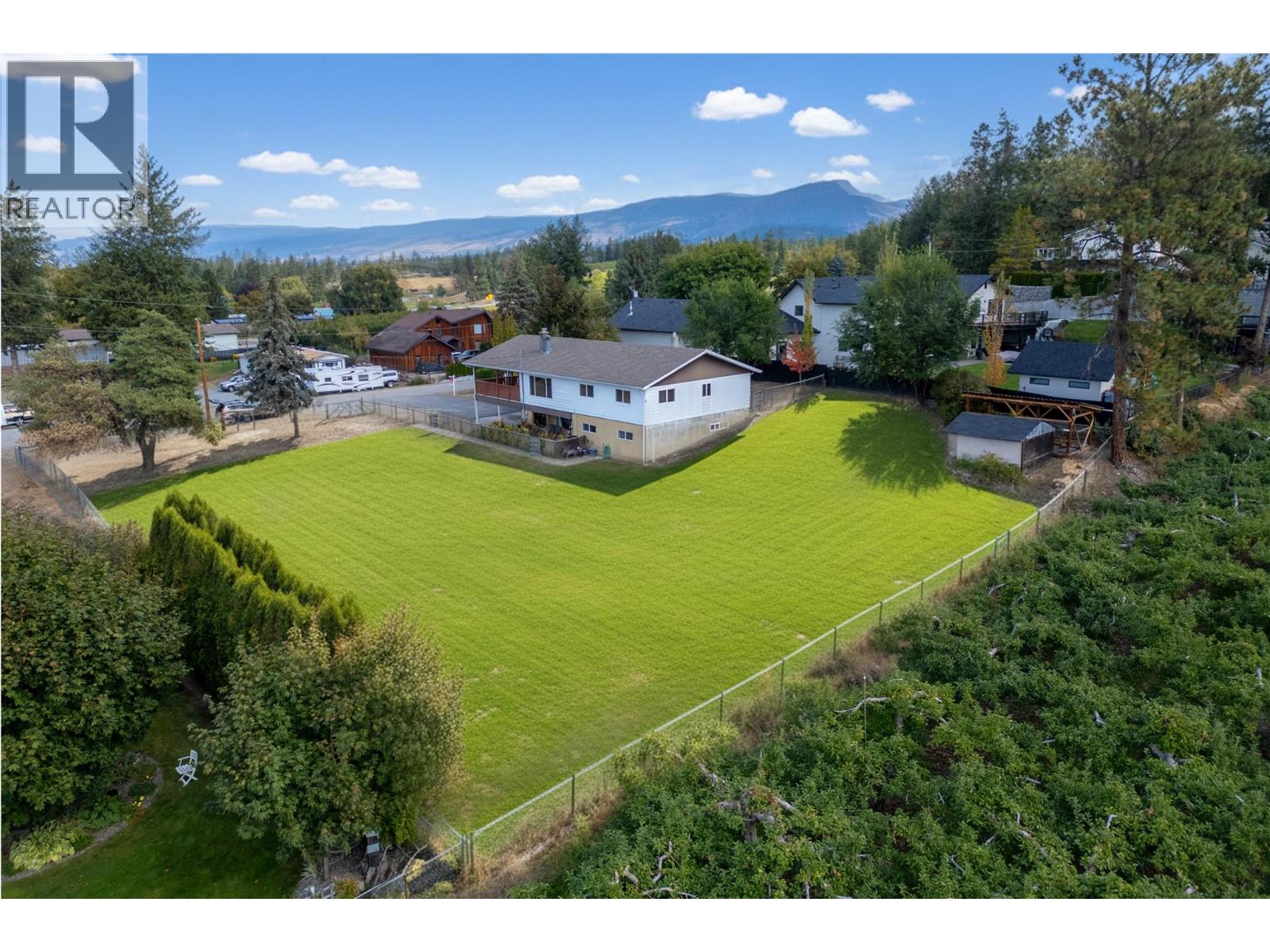3155 Prospect Rd, Kelowna, BC V1W 4P7