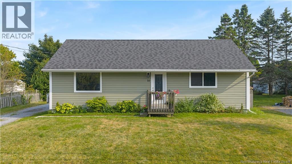 10 Swanton St, Saint John, NB E2J 3J8