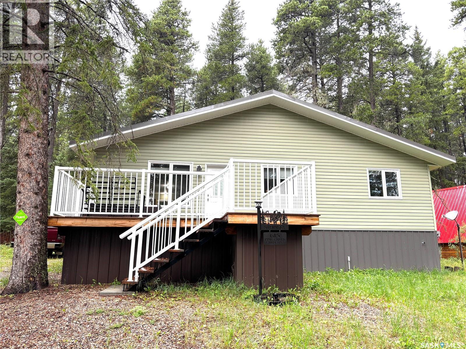 615 Pine Creek Crescent #111, Maple Creek, SK S0N 1N0