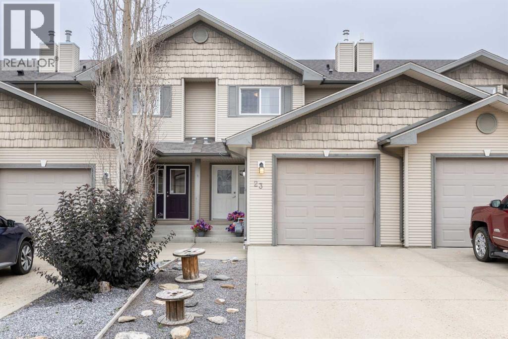 23 Lark Close, Sylvan Lake, AB T4S 2P6