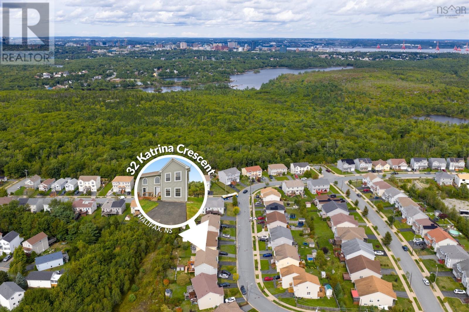 32 Katrina Cres, Halifax, NS B3P 0C3