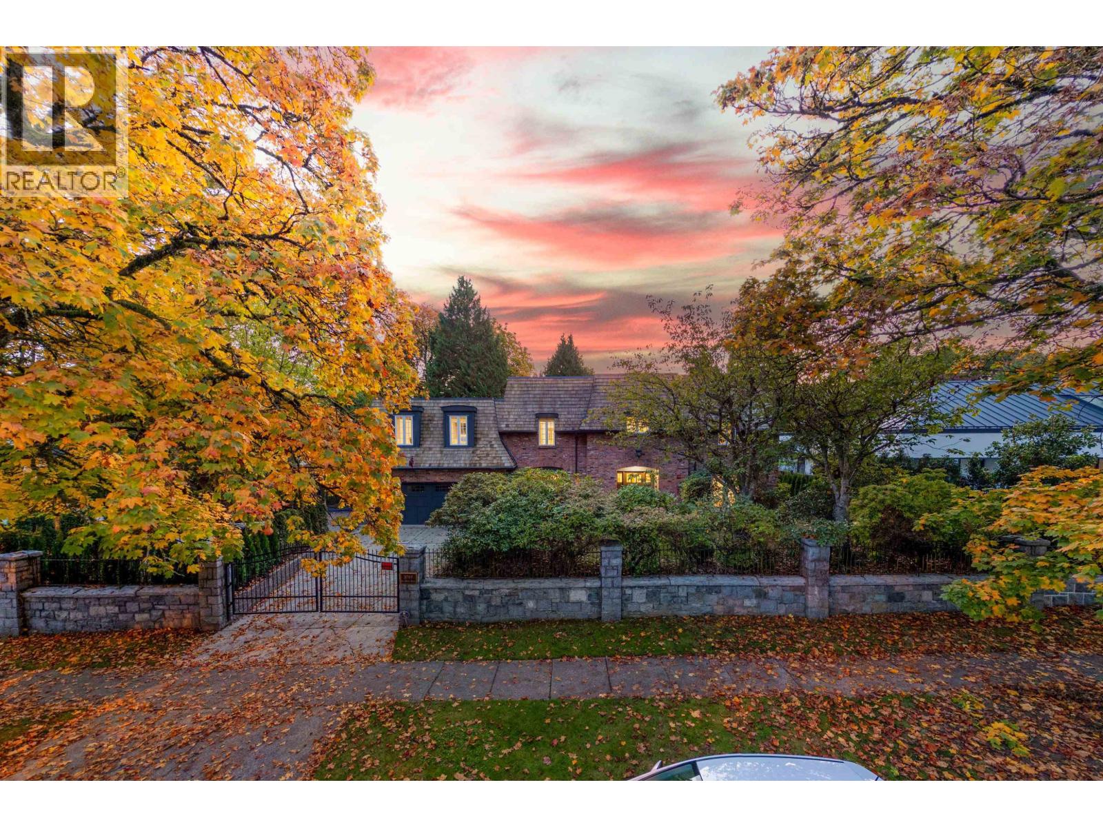 3707 Hudson St, Vancouver, BC V6H 3A6