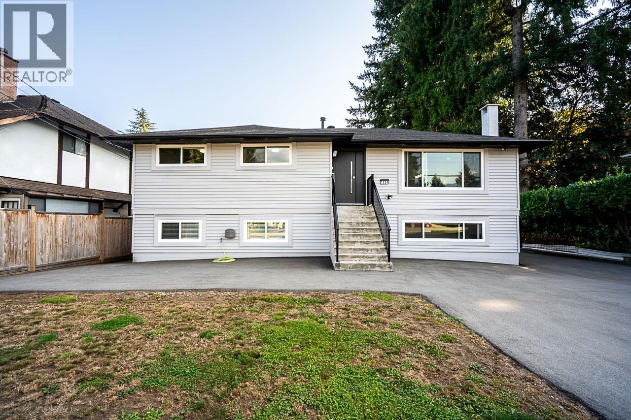 1624 Coquitlam Ave, Port Coquitlam, BC V3B 1H7
