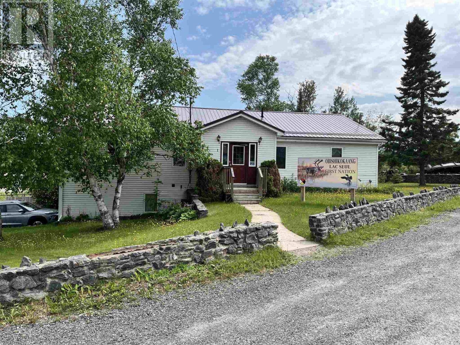 23 Highway 105, Red Lake, ON P0V 2M0