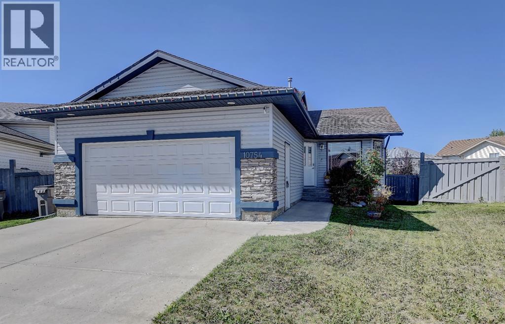 75 Avenue Unit 10754, Grande Prairie, AB T8W 2S7
