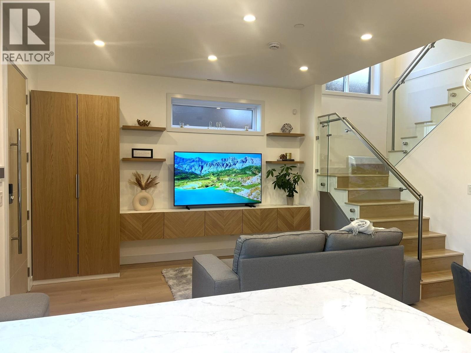 2838 Turner Street Unit 1, Vancouver, BC V5K 2G5