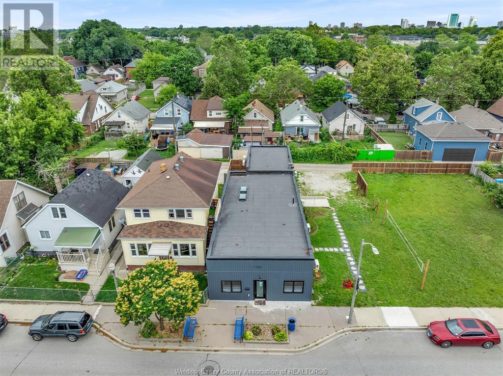 1151 Drouillard, Windsor, ON N8Y 2R2