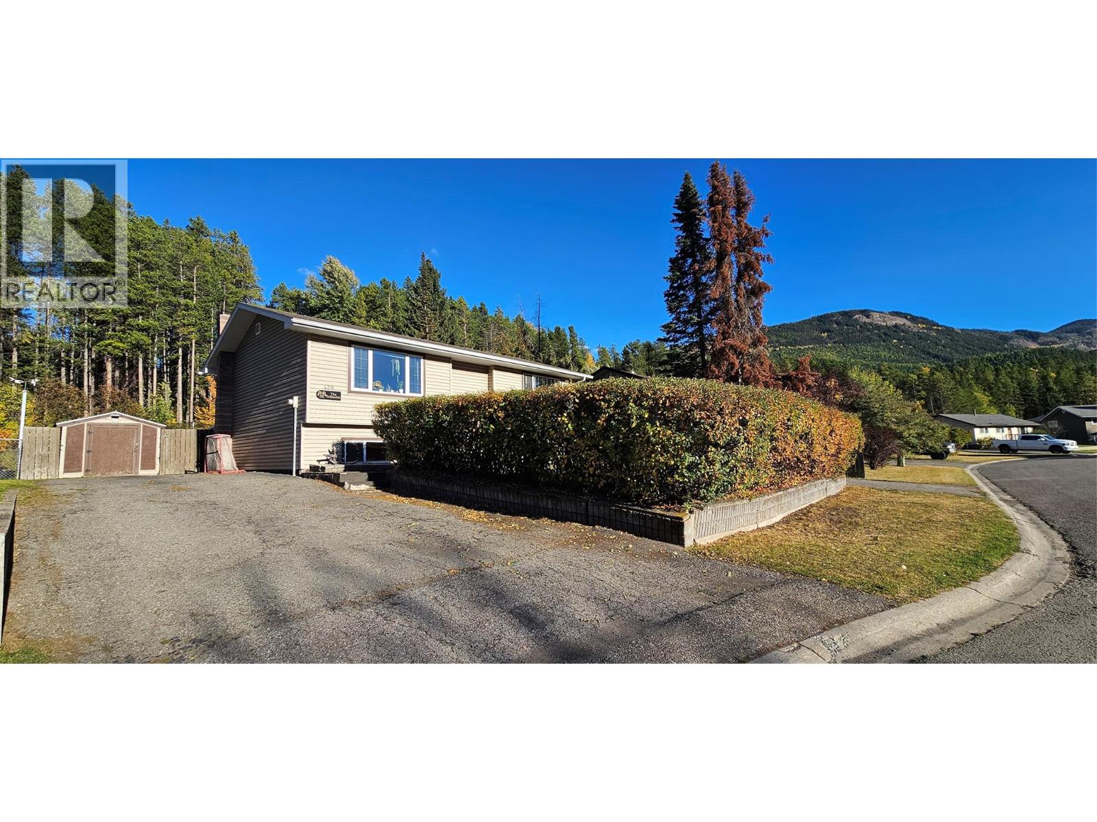 430 White Birch Cres, Sparwood, BC V0B 2G0