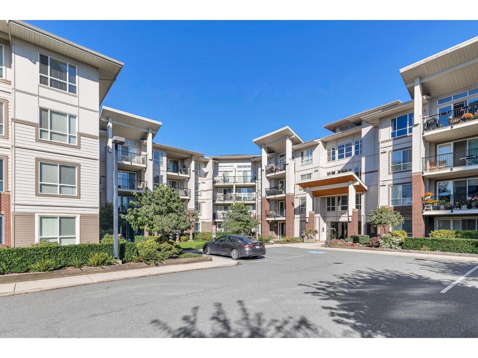 3192 Gladwin Road Unit 210, Abbotsford, BC V2T 6M9