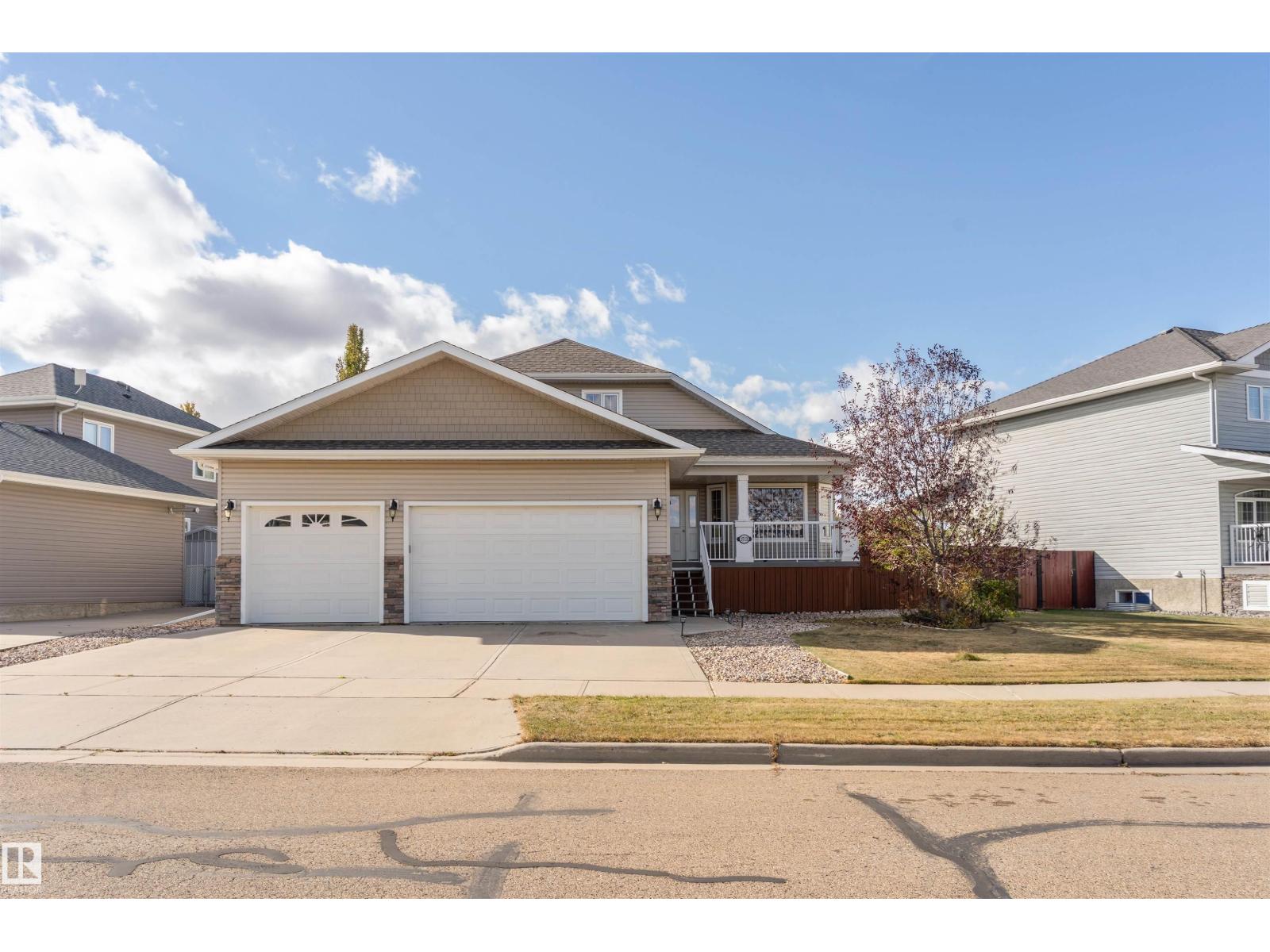 69 St Unit 3712, Camrose, AB T4V 5B7