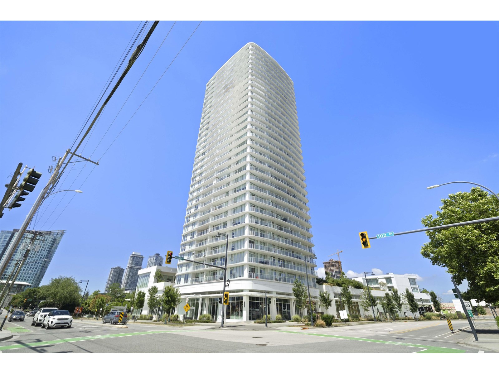 13685 102 Avenue Unit 608, Surrey, BC V3T 0S2