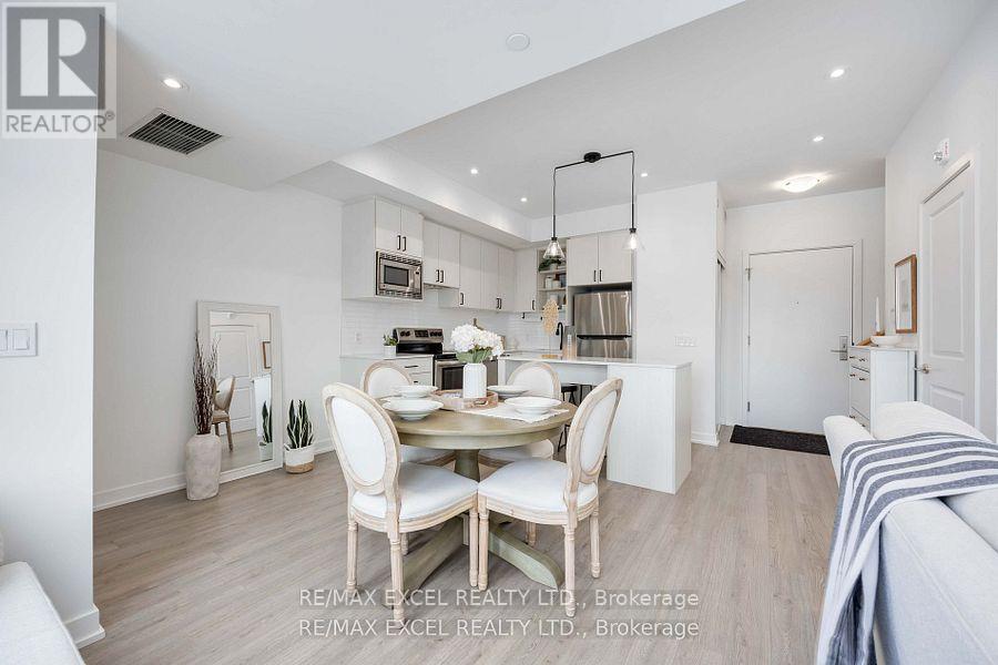 208 155 Downsview Park Blvd, Toronto, ON M3K 0E3