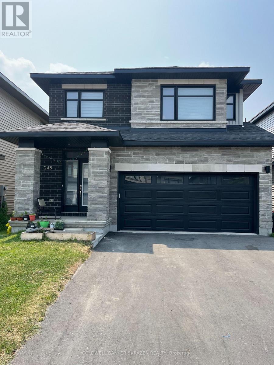 248 Dagenham St, Ottawa, ON K2S 2X7