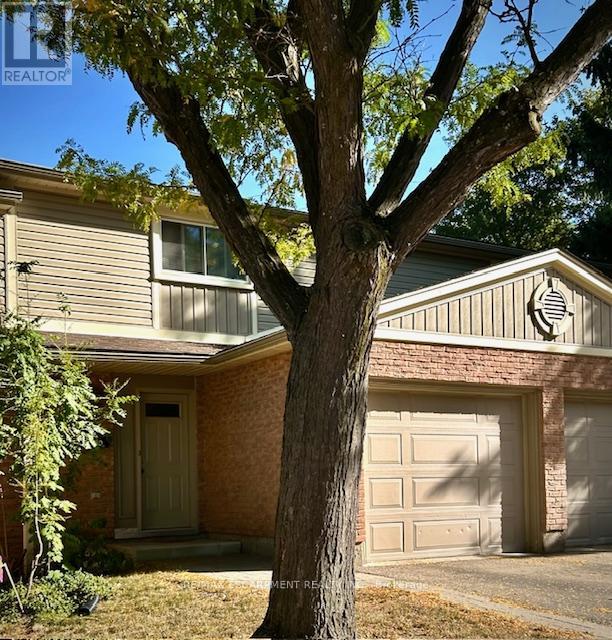 223 Pioneer Drive #l80, Kitchener, ON N2P 1L9
