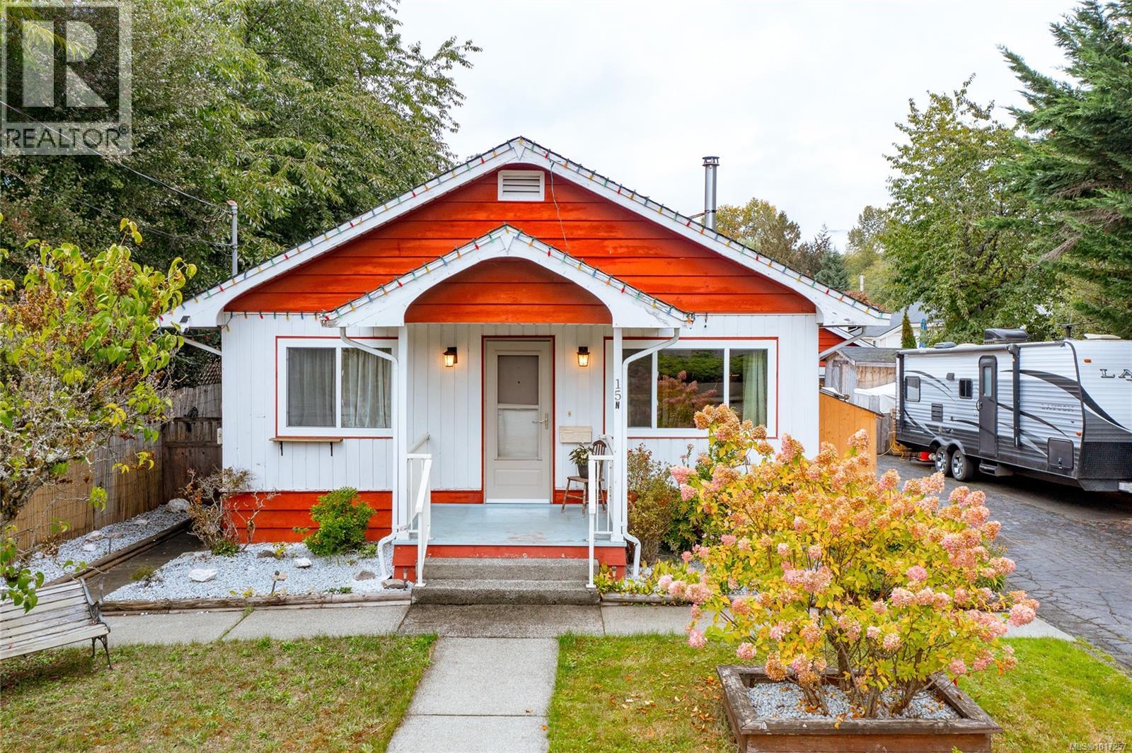 15 King George St N, Lake Cowichan, BC V0R 2G0