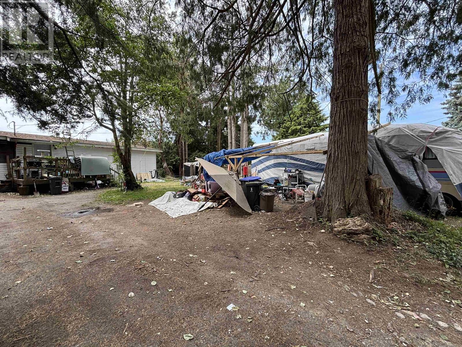6369 Norwest Bay Rd, Sechelt, BC V7Z 0M5