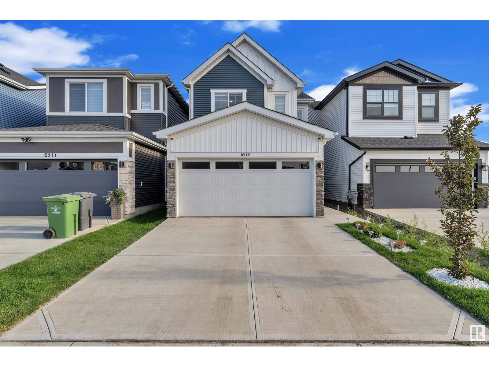 54 Av Unit 6919, Beaumont, AB T4X 2Z7