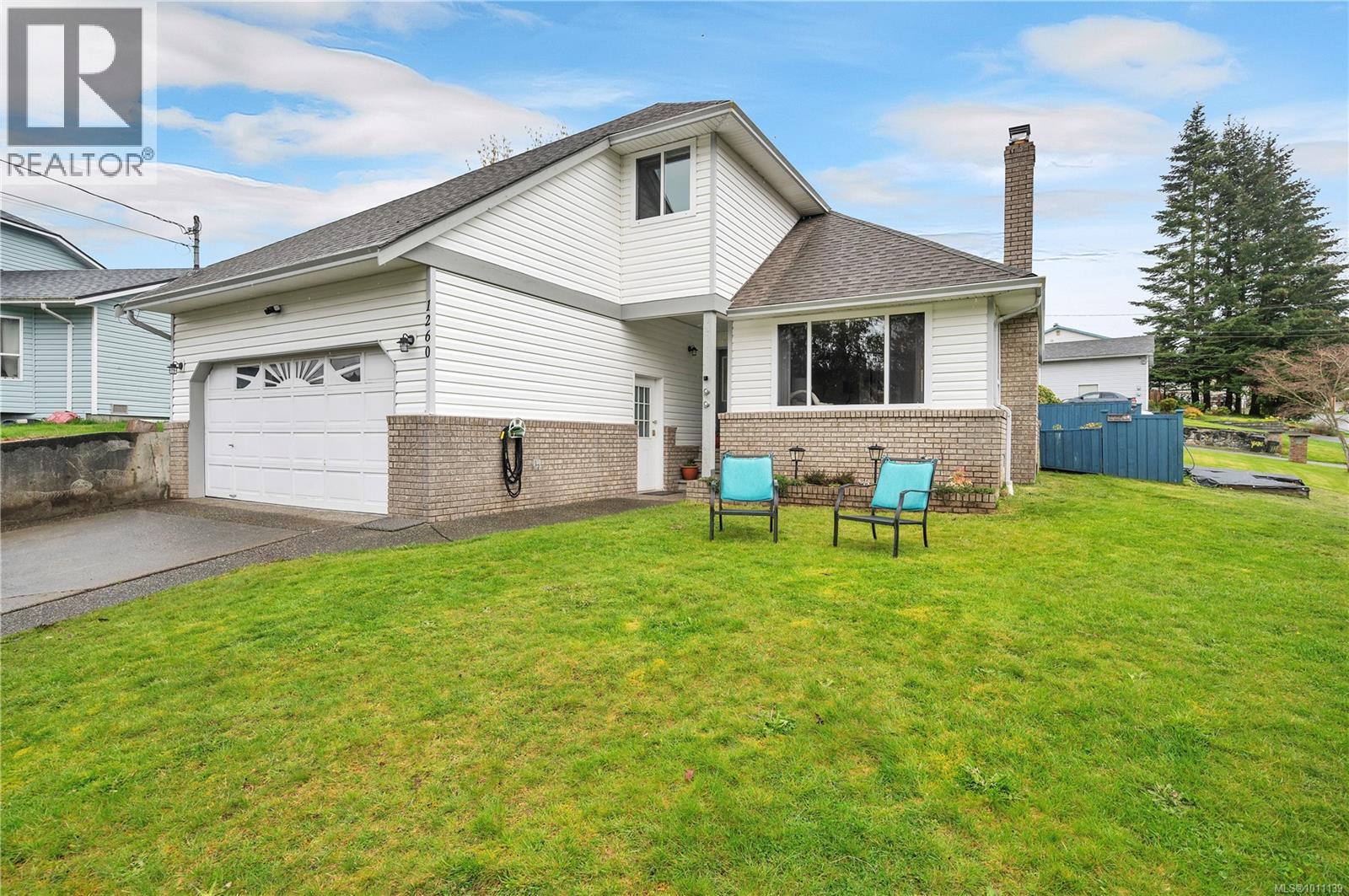 1260 Gazelle Rd, Campbell River, BC V9W 7C2
