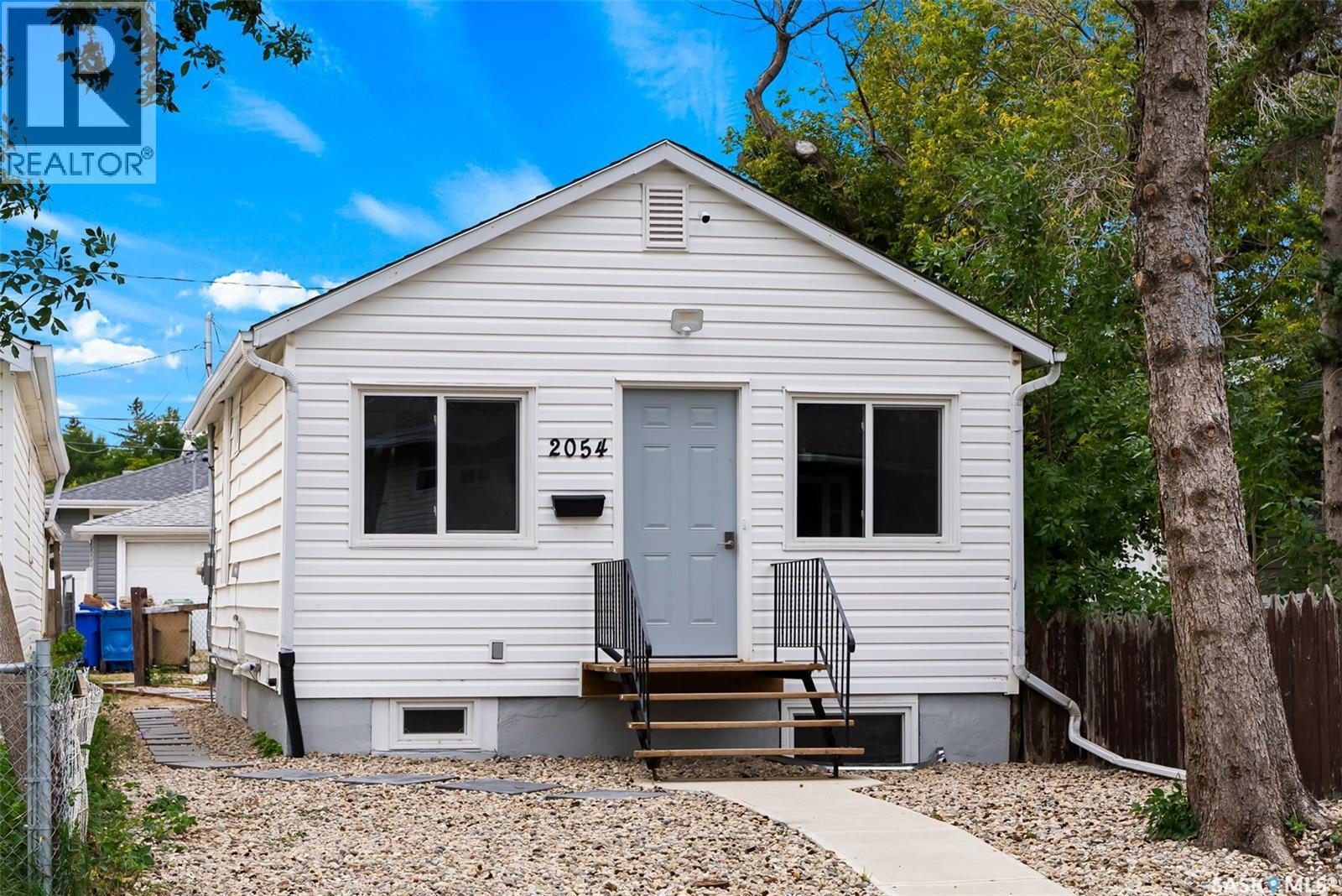 2054 Embury St, Regina, SK S4N 2L6