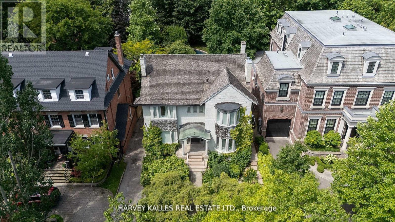 38 Dunvegan Rd, Toronto, ON M4V 2P6