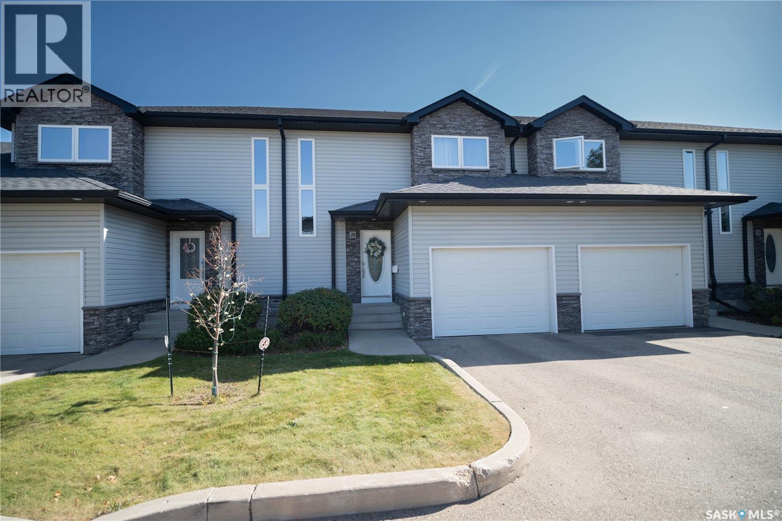 547 E Hampton Boulevard Unit 20, Saskatoon, SK S7R 0H8