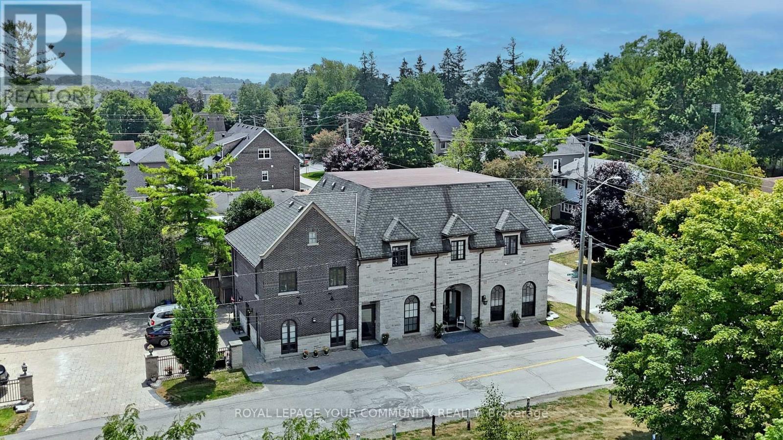 42 Somerville St, Whitchurch-stouffville Stouffville, ON L4A 1G6