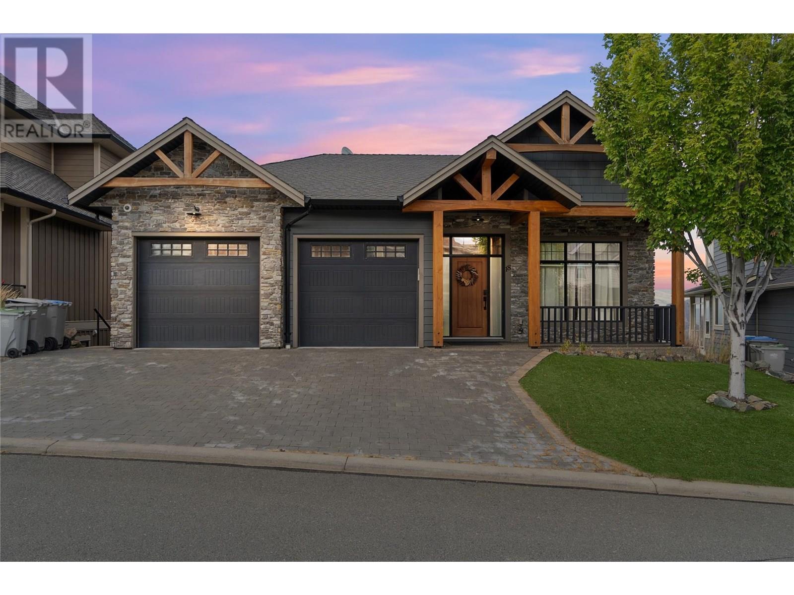 460 Azure Place Unit 18, Kamloops, BC V2E 0B9