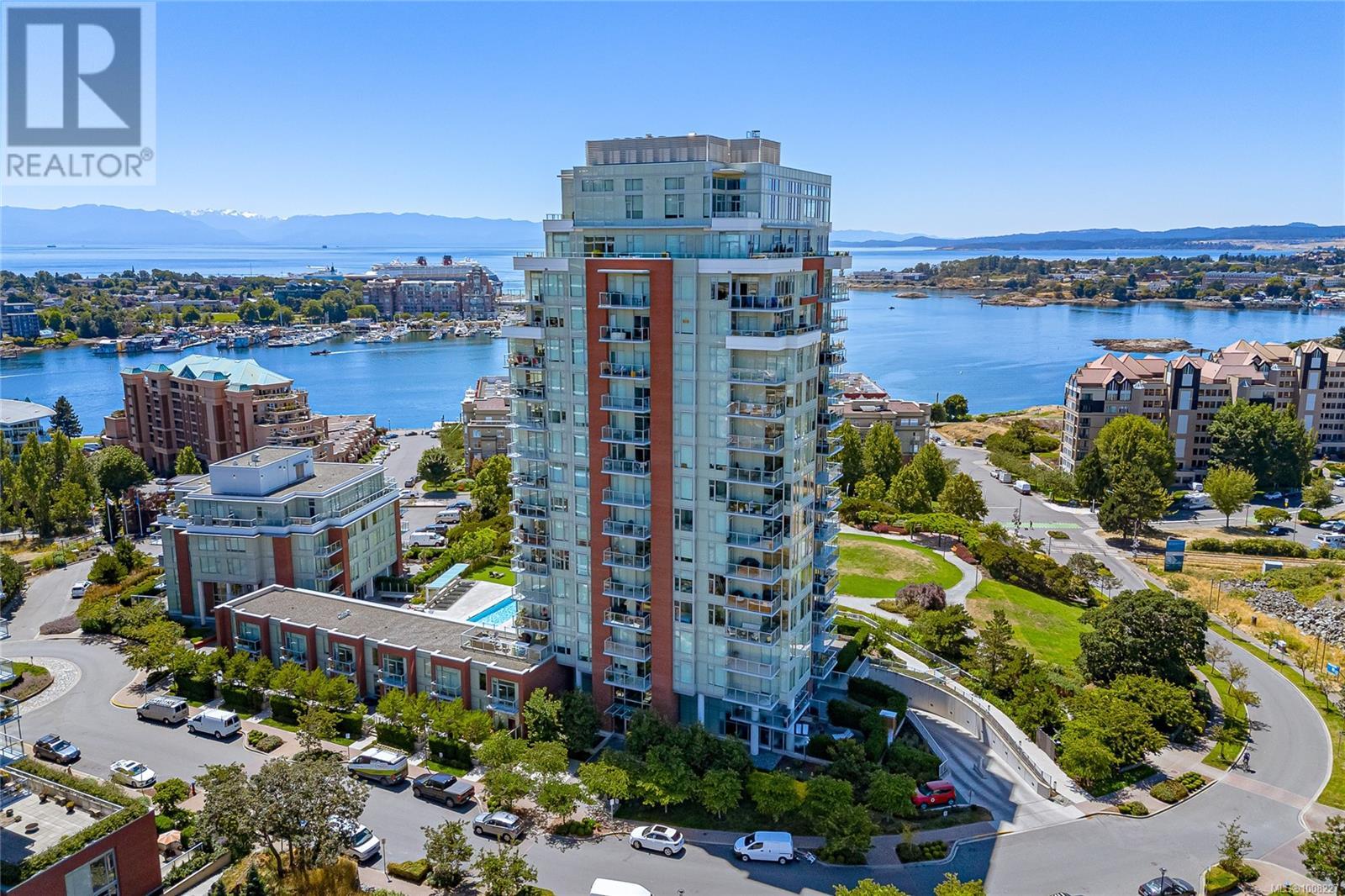 60 Saghalie Rd Unit 505 Rd, Victoria, BC V9A 0H1