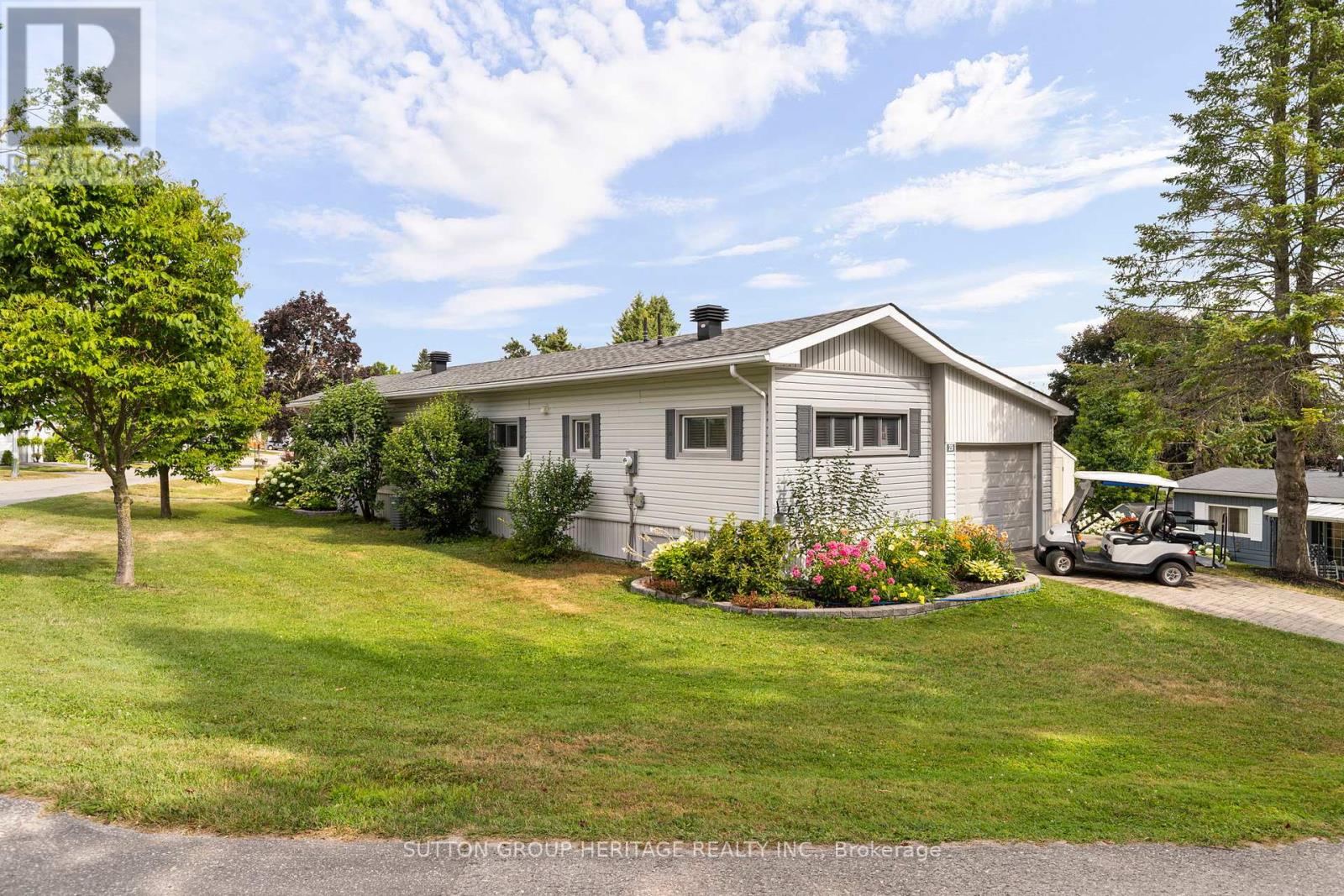 29 Cameron Dr, Oro-Medonte, ON L0L 1T0