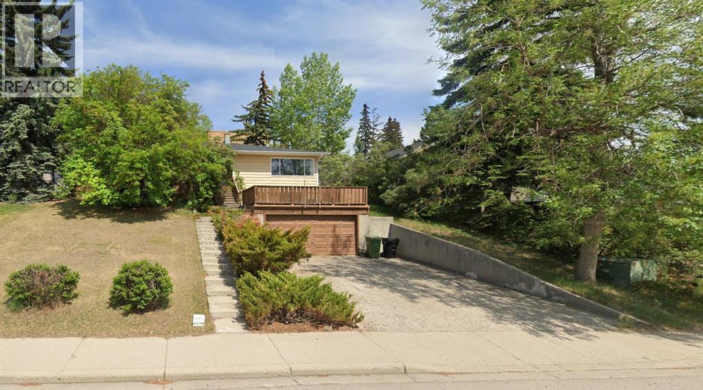 2304 Juniper Rd NW, Calgary, AB T2N 3V2