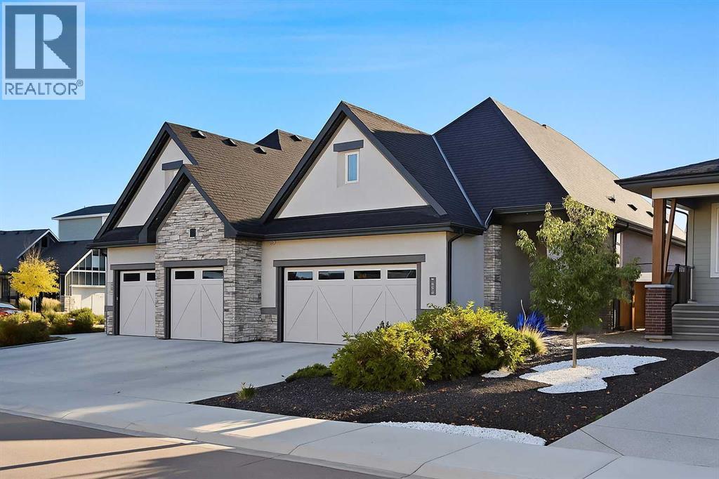 12 Cranbrook Mews SE, Calgary, AB T3M 3C1