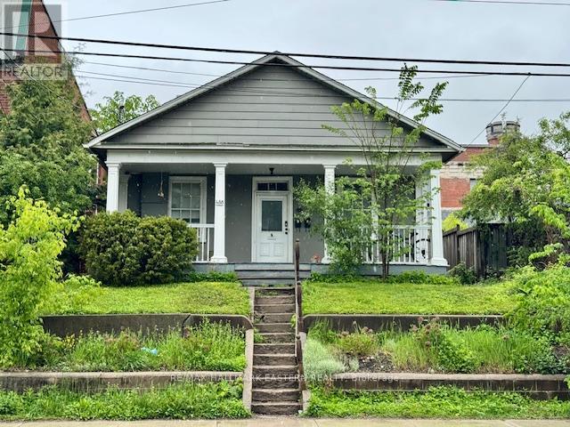 488 Aylmer St N, Peterborough, ON K9H 3W5