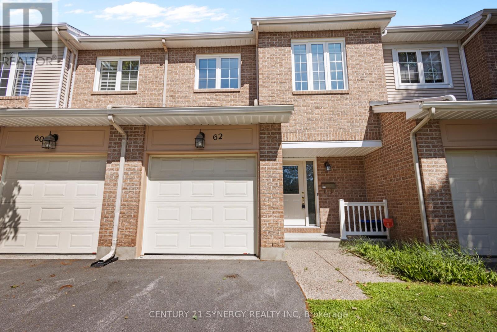 62 Stonebriar Dr, Ottawa, ON K2G 5X9