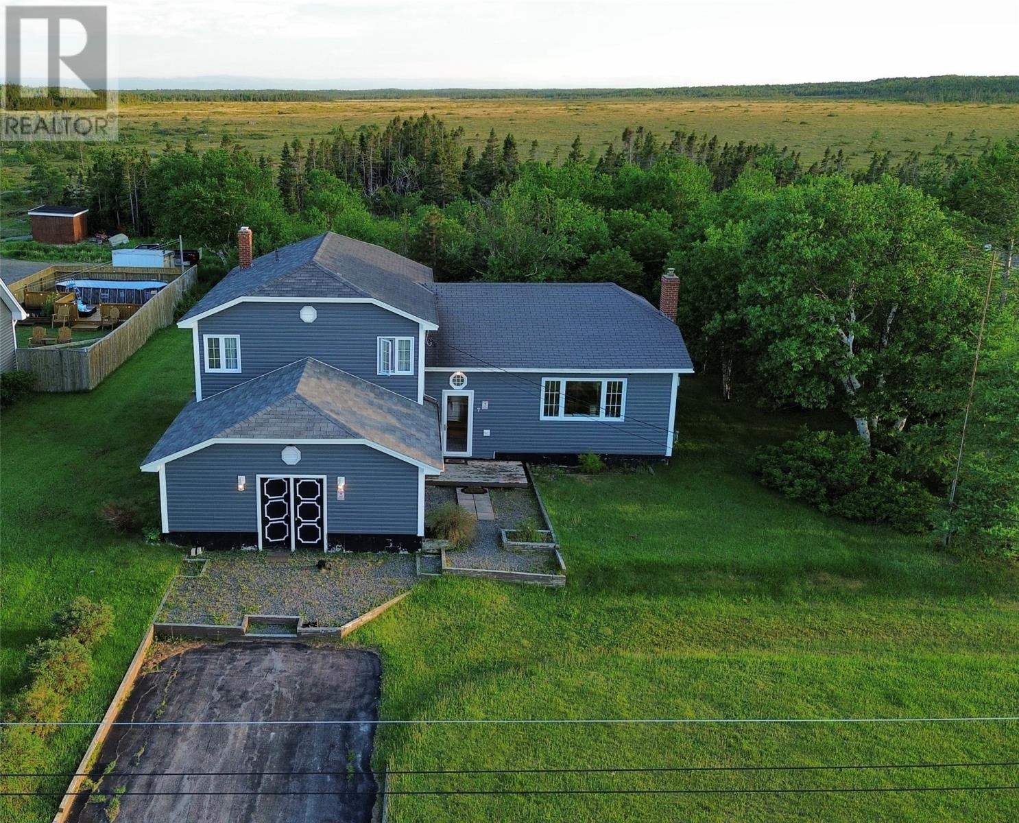 7 Marshview Rd #-9, Musgrave Harbour, NL A0G 3J0