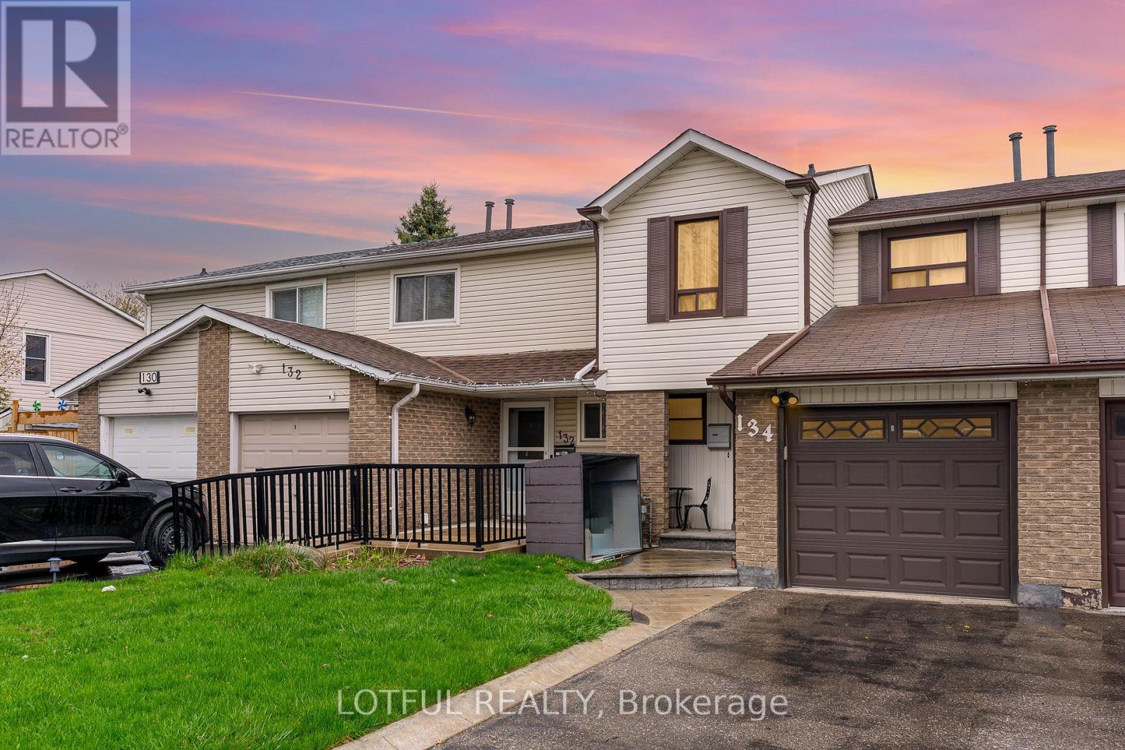 134 Royal Salisbury Way, Brampton, ON L6V 3J8