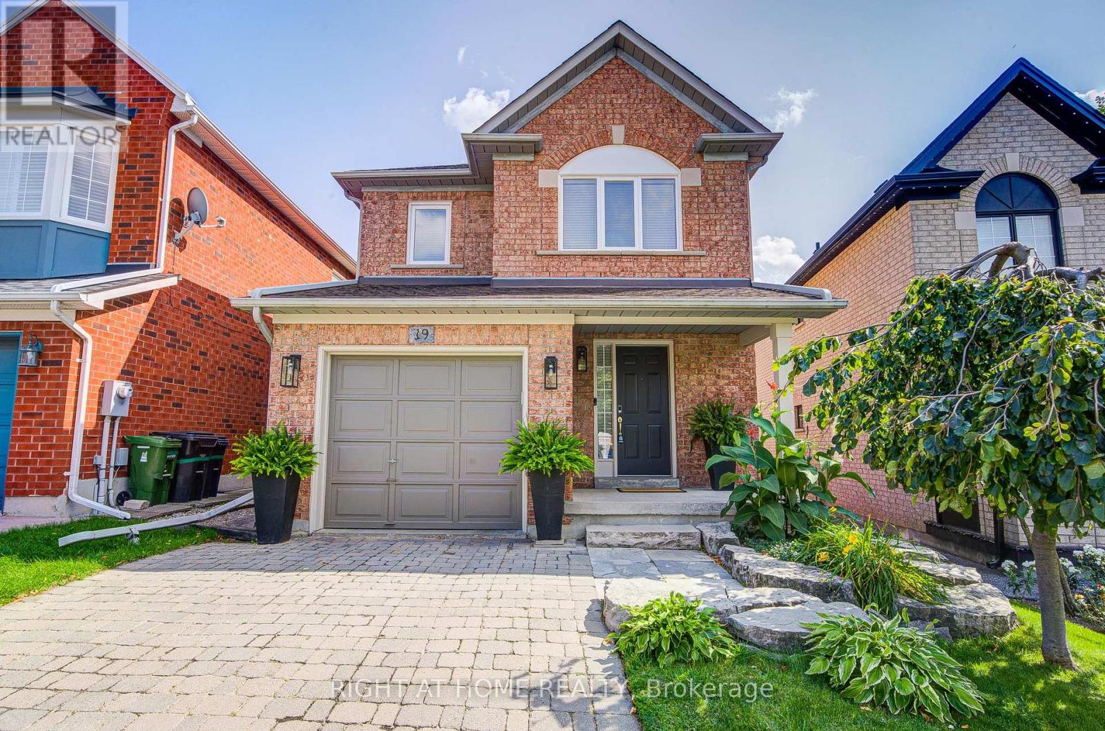 19 Purdy Cres, Toronto, ON M9N 3X8