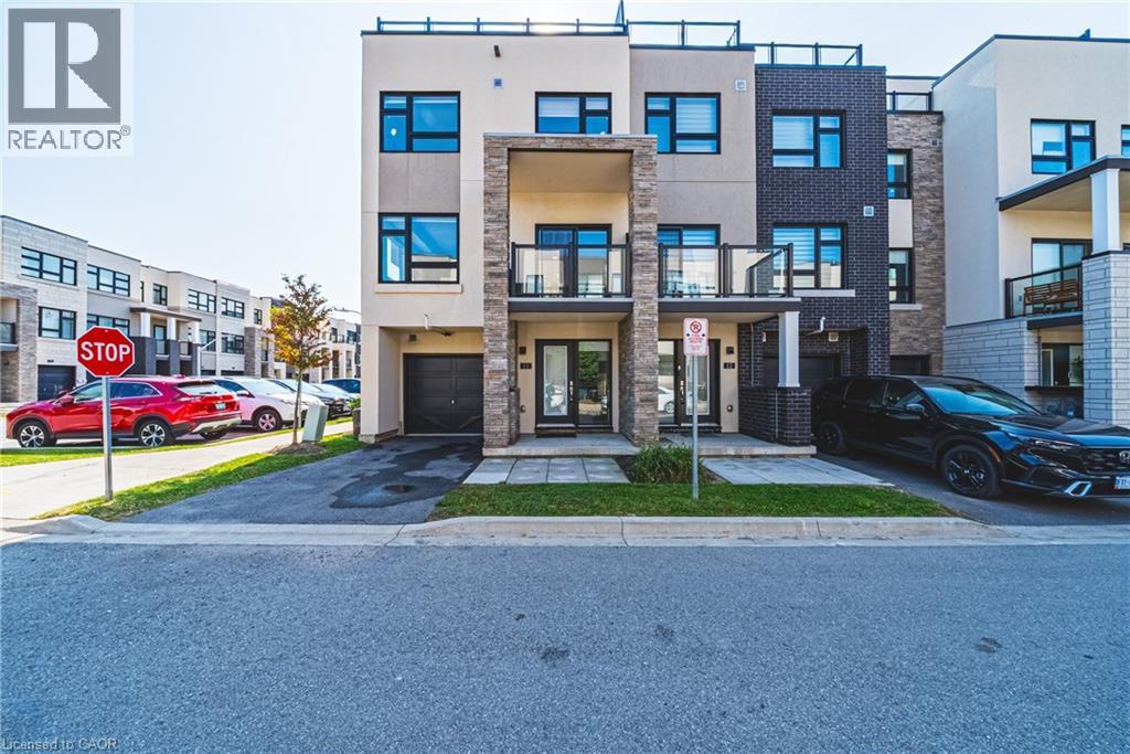 1121 Cooke Blvd Boulevard Unit 13, Burlington, ON L7T 0C3