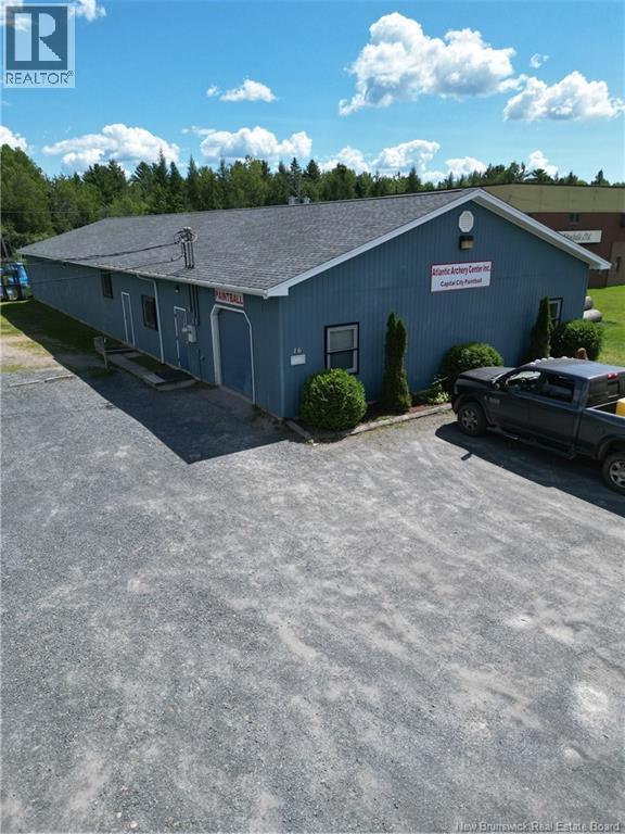16 Dorcas St, Fredericton, NB E3B 8K6