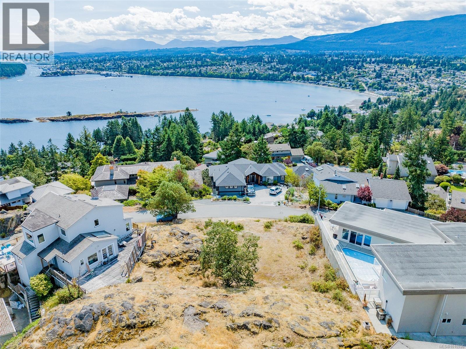 161 Canterbury Cres, Nanaimo, BC V9T 4S4