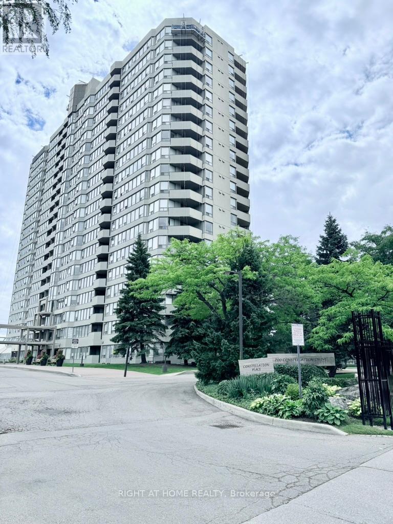 1808 700 Constellation Dr, Mississauga, ON L5R 3G8