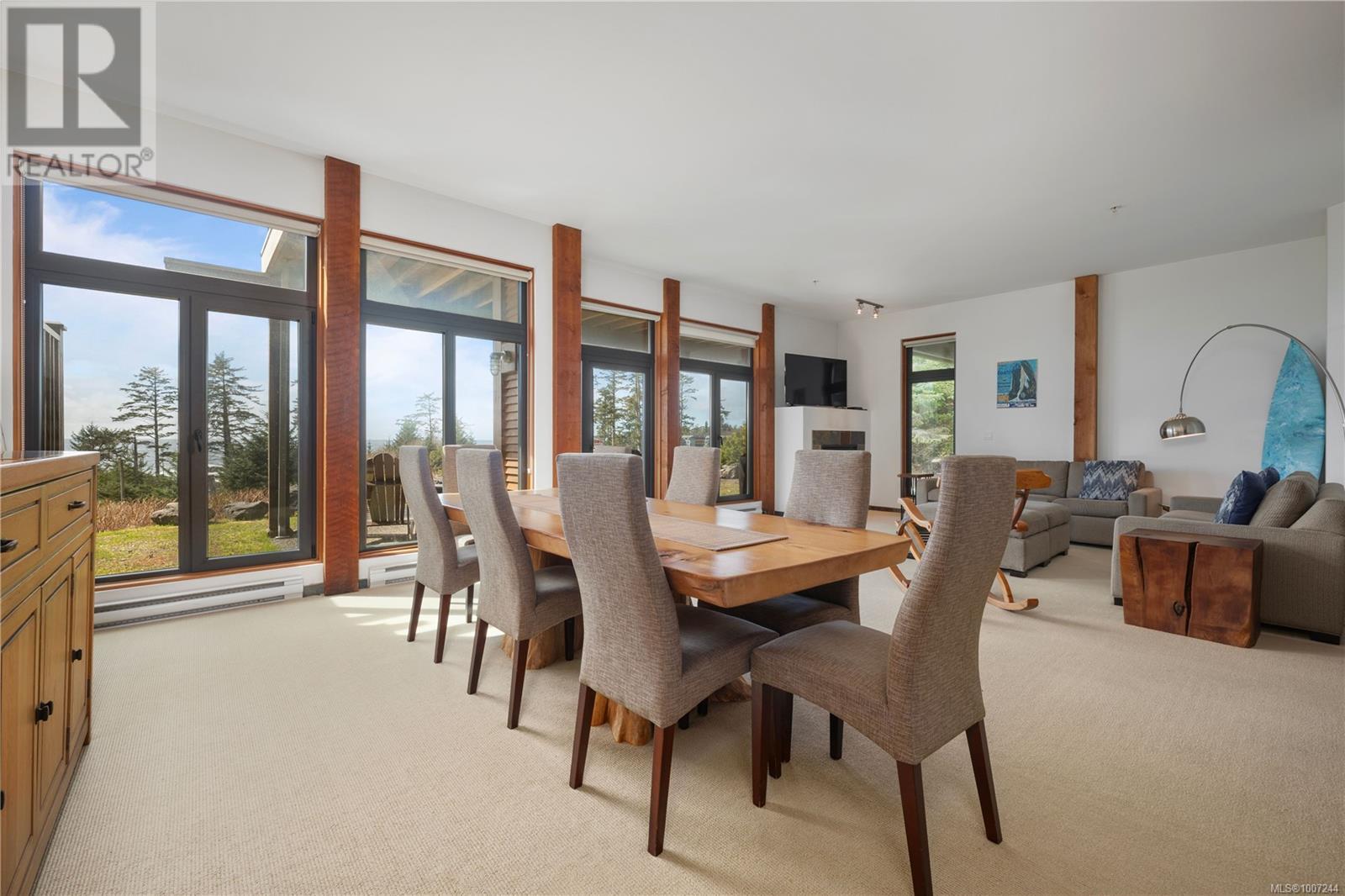 515 Marine Dr Unit 201 Dr, Ucluelet, BC V0R 3A0