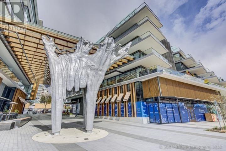1355 Bellevue Avenue Unit 202, West Vancouver, BC V7T 0B4