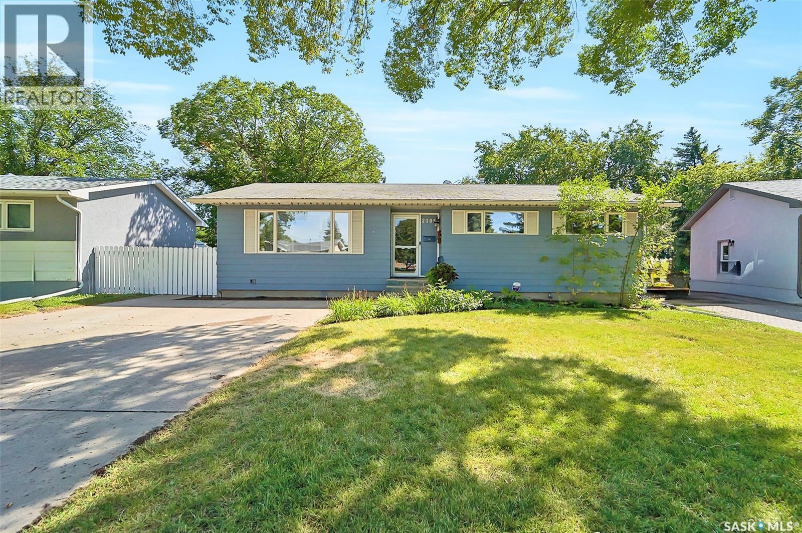 2105 Richardson Rd, Saskatoon, SK S7L 4B9