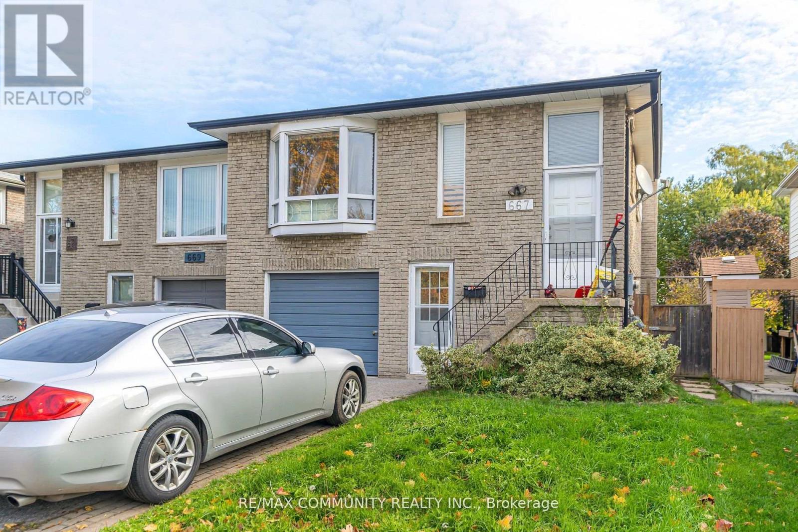 667 Westshore Blvd N, Pickering West Shore, ON L1W 3G2