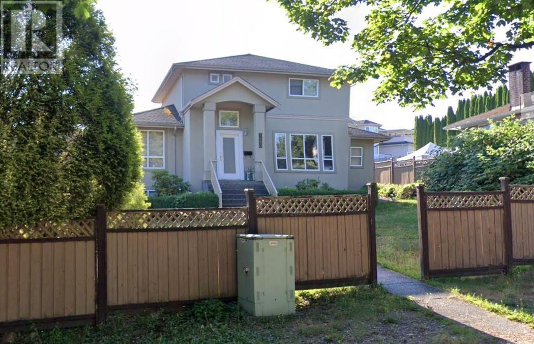 7480 Cariboo Rd, Burnaby, BC V3N 4A7